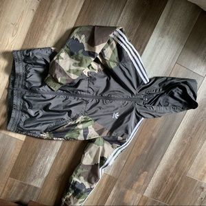Men’s windbreaker